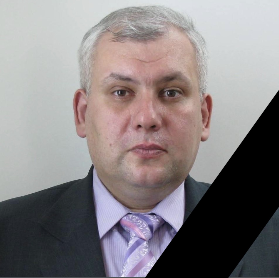 ГЛИБОКО СУМУЄМО З ПРИВОДУ ПЕРЕДЧАСНОЇ СМЕРТІ  ПРОФЕСОРА ПАВЛА МИКОЛАЙОВИЧА ЯМЧУКА
